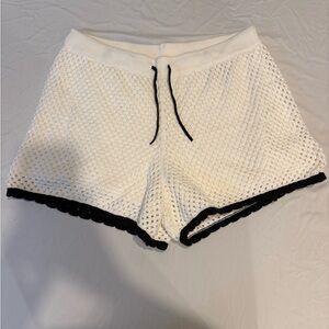 GAP Women's Cream Knit Shorts with Black Accents
